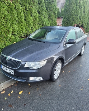 Skoda Superb cena 26000 przebieg: 326646, rok produkcji 2011 z Brzesko małe 92